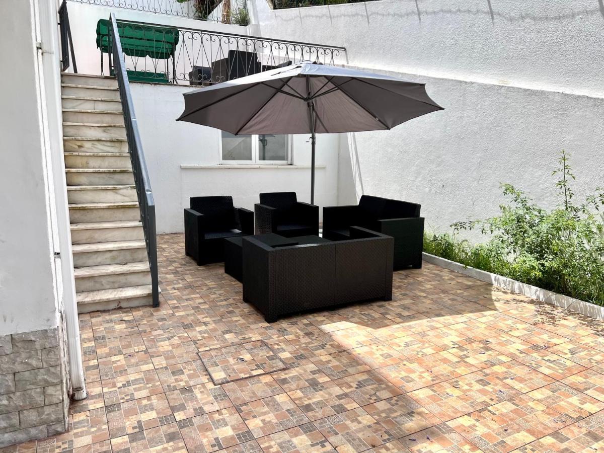 Oeiras Beach Private Room 9 - Double Bedroom With Shared Bathroom & Terrace אוייראס מראה חיצוני תמונה