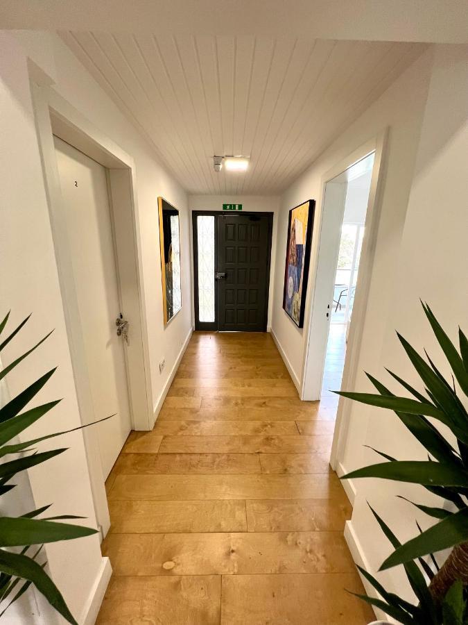 Oeiras Beach Private Room 9 - Double Bedroom With Shared Bathroom & Terrace אוייראס מראה חיצוני תמונה